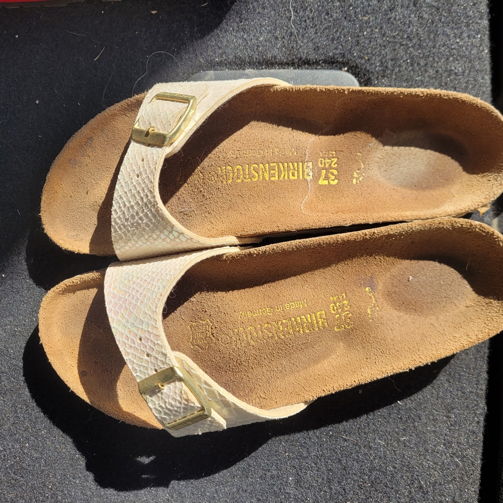 Birkenstock Women's Cream Sandals